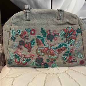 America and Beyond Embroidery tote/overnight bag